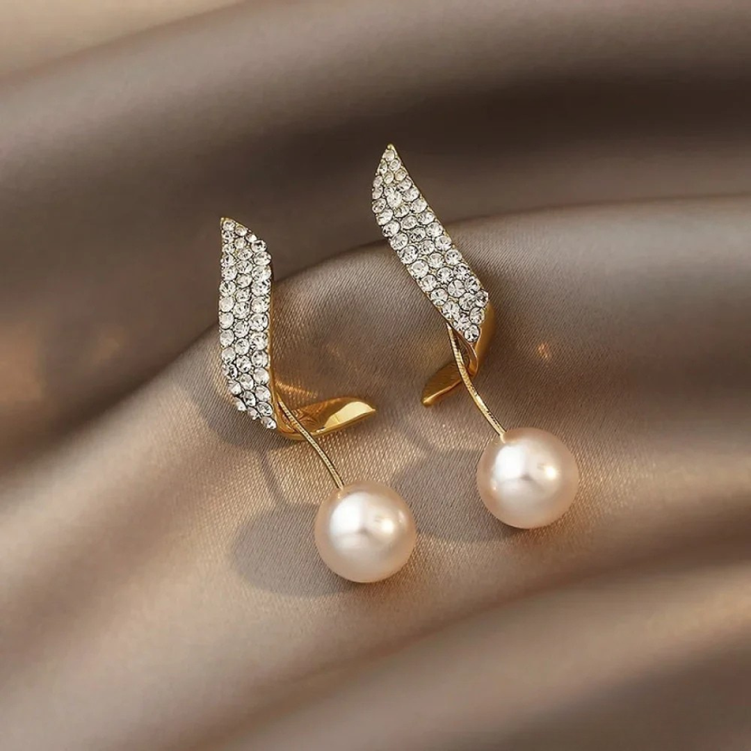 Elegante Parel Dangle Gouden Oorbellen