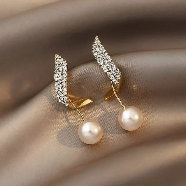 Elegante Parel Dangle Gouden Oorbellen