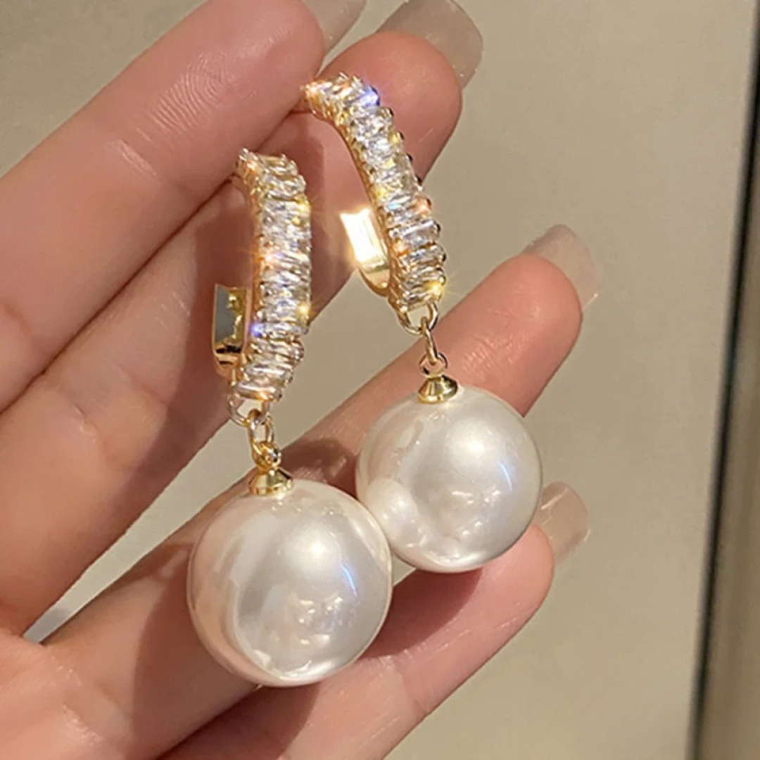 Elegante Parel en Zirkonia Oorbellen