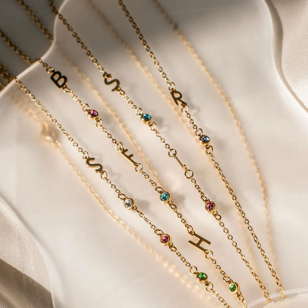 Dames initiaal ketting met geboortesteen