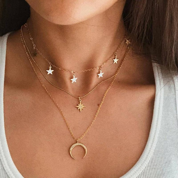 Maan Ketting in Goud