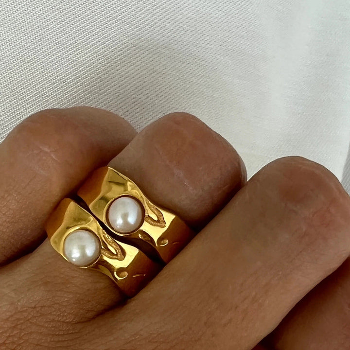 Tijdloze Natuurlijke Gouden Parelring