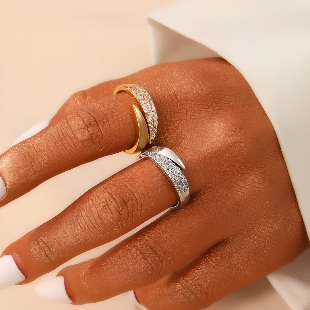 Julie | Elegante Haven Ring