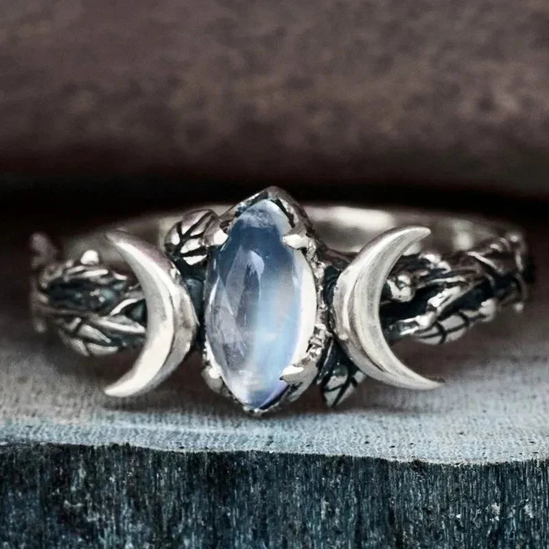 Maangesteente Ring