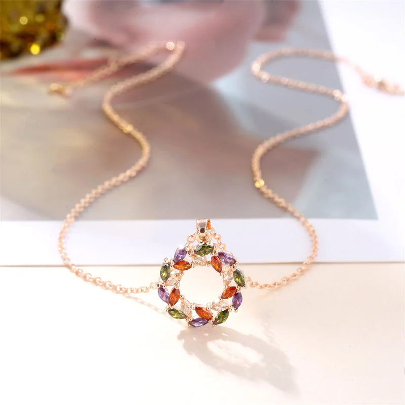 Ketting met Gloeiende Regenboog Hanger