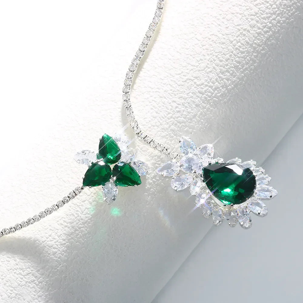 Vintage Collier Bloeiing van Smaragd