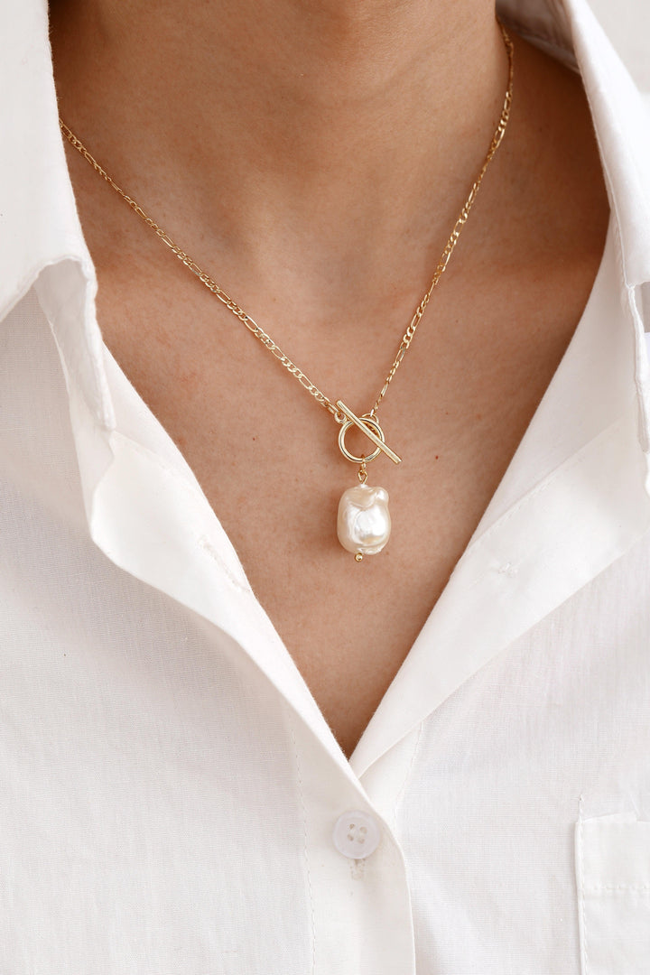 Elegante Halsketting met gouden parel