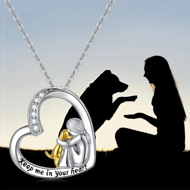 Zilveren ketting met hartje met hond en zirkonia steentjes