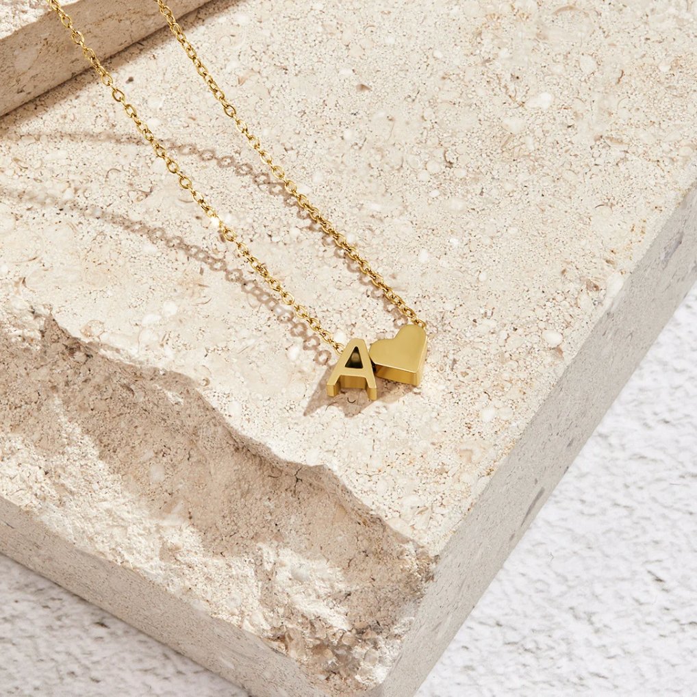 Tijdloze Initiële Ketting met Hart Hanger