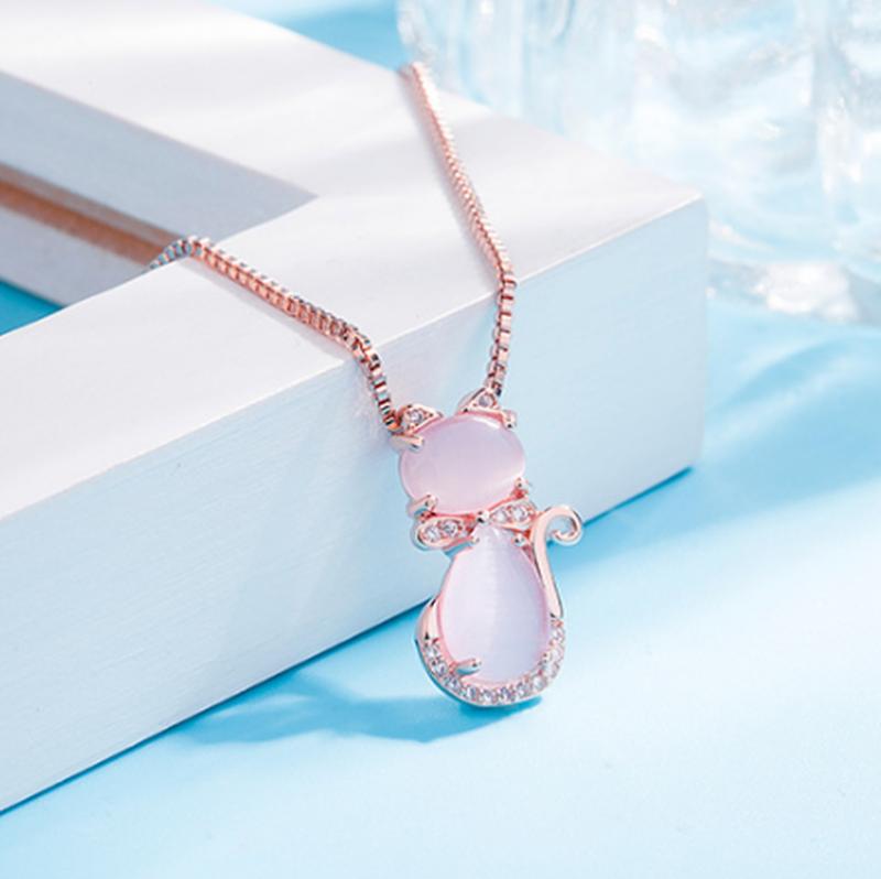 Schattige roze stenen kattenketting met zirkonia
