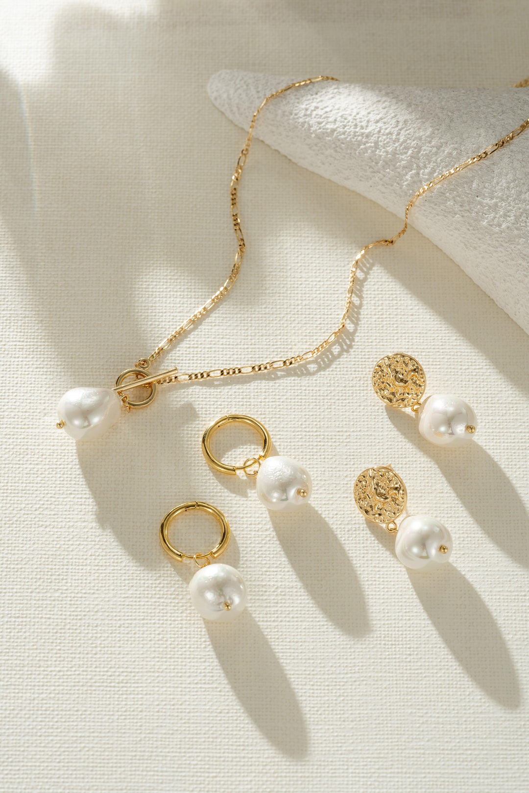 Elegante Halsketting met gouden parel