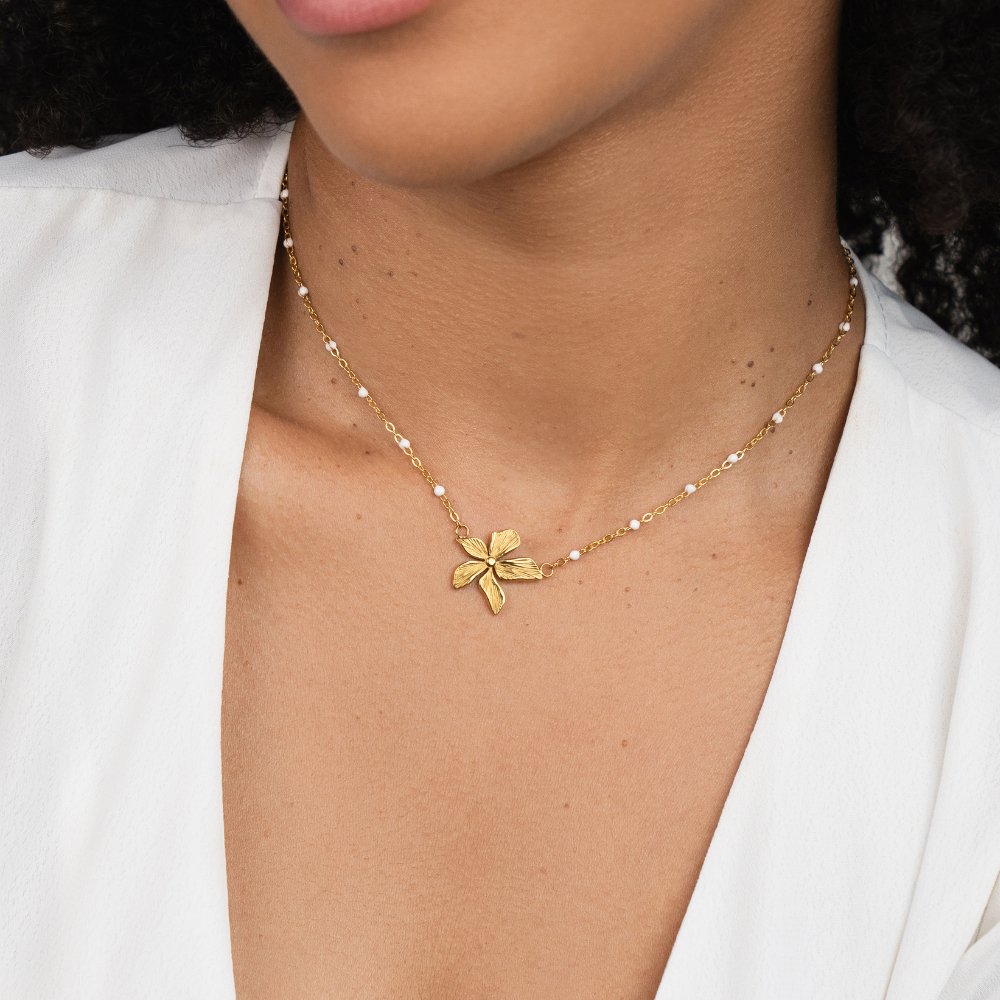 Elegante Ketting met Gouden Bloem